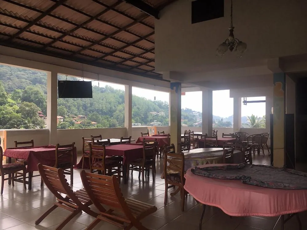 Majestic Tourist Hotel Kandy