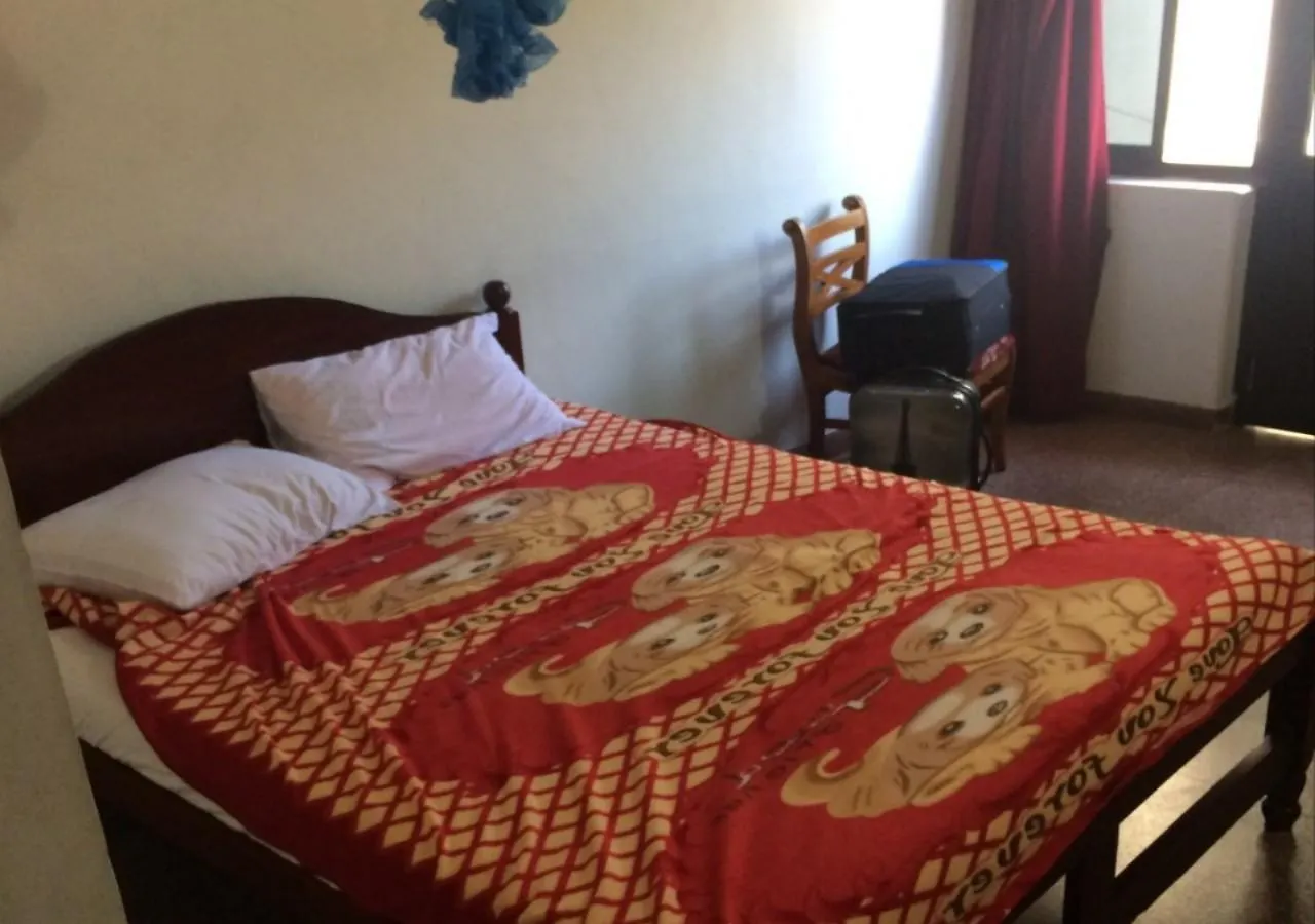 Majestic Tourist Hotel Kandy